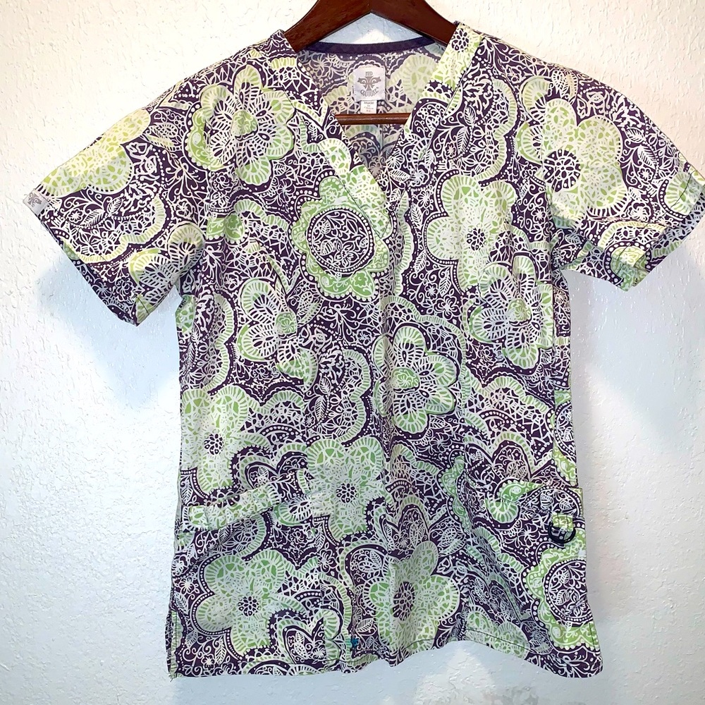 Med Couture scrub top